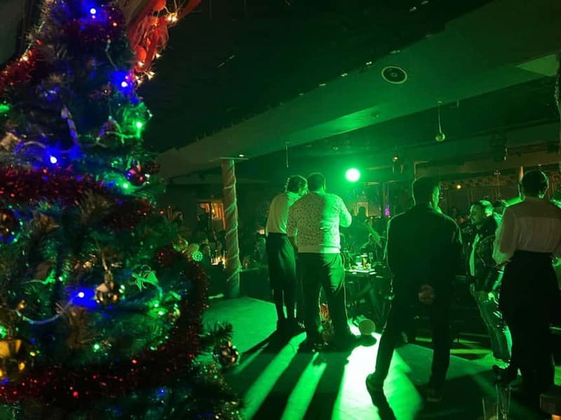Istanbul: New Year's Eve Bosphorus Cruise Dinner & Party2027 - Key points to know before booking