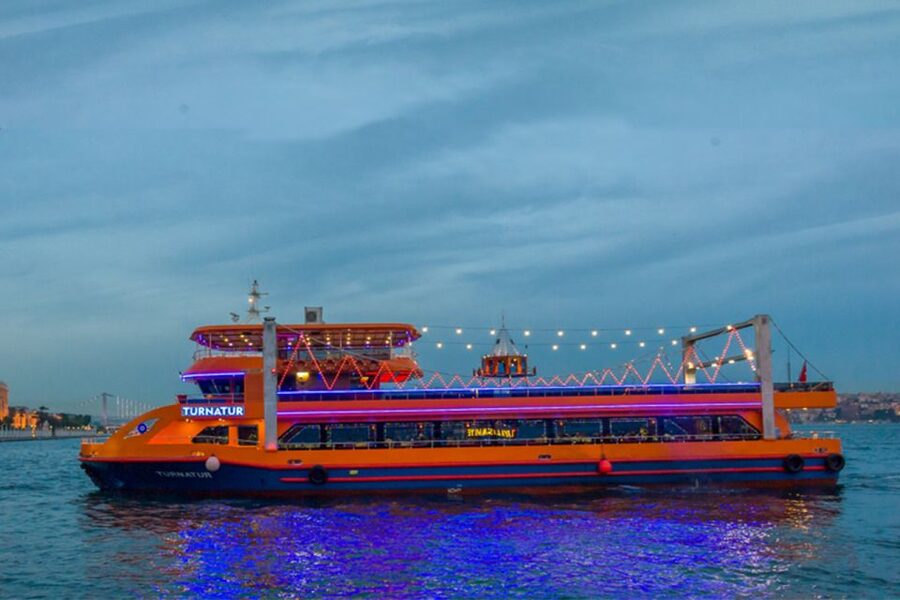 Istanbul: Turkish Night on the Bosphorus Dinner Cruise - Boarding and the first welcome