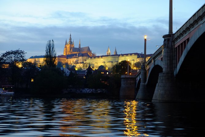 Jazz Boat: Popular LIVE JAZZ dinner cruise - Who will enjoy this Prague jazz cruise