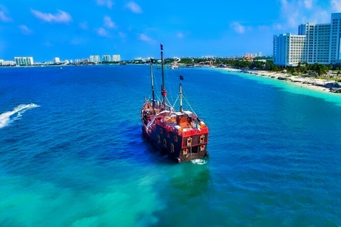 Jolly Roger Pirate Show and Dinner Cruise with Open Bar - Dinner choices and what to expect at the table