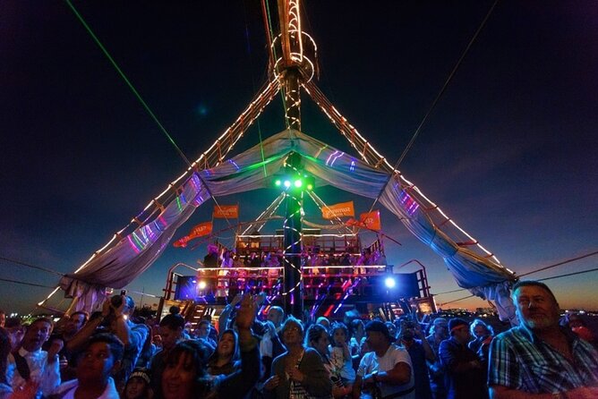 Jolly Roger Pirate Show and Dinner Cruise with Open Bar - Deluxe open bar and the real cost of the evening