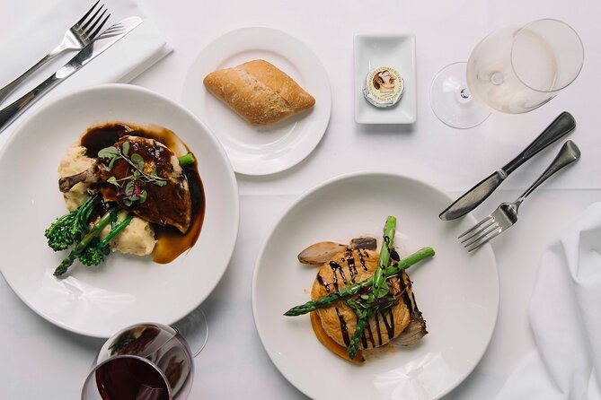 Journey Beyond All-Inclusive Sydney Harbour Dinner Cruise - Why Sydney Harbour works so well at dinner
