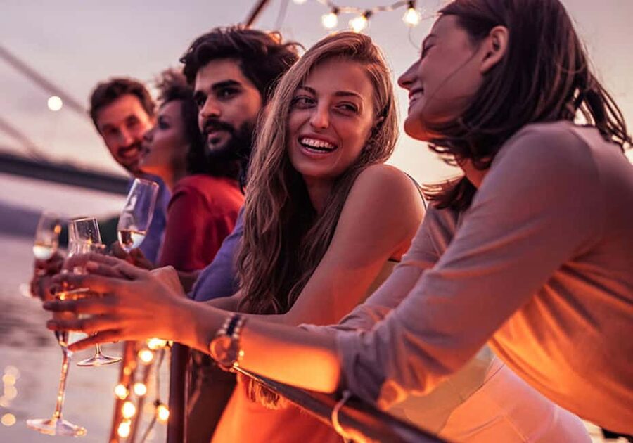 Knoxville: Sunset Dinner Cruise on Tennessee River - Finding the boat at Volunteer Landing