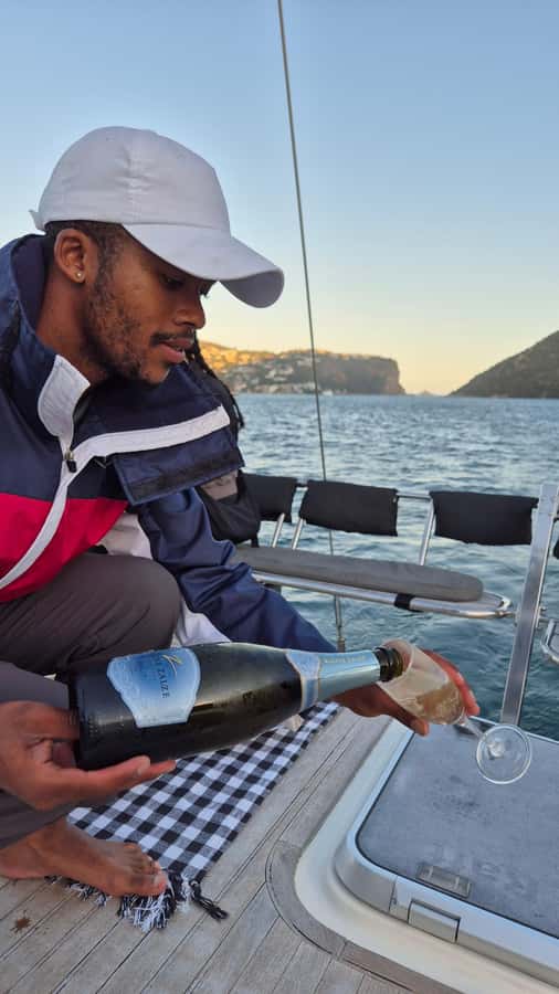 Knysna Sunset Sailing Cruise with Light Dinner and Wine - Who should book the Outeniqua?