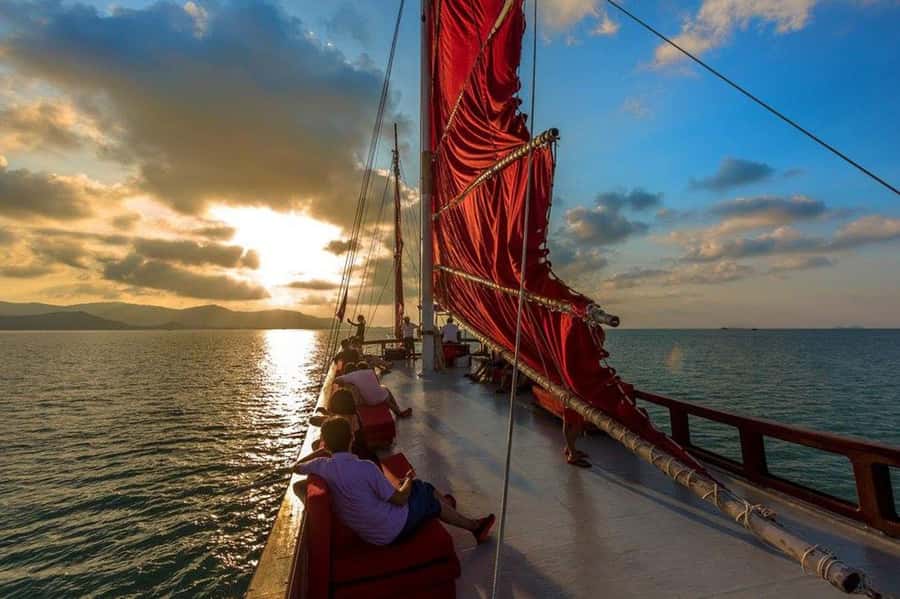 Koh Samui: Red Baron Romantic Sunset Dinner Cruise - A three-hour evening on the Red Baron