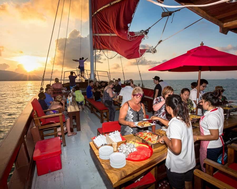 Koh Samui: Red Baron Romantic Sunset Dinner Cruise - Cheong Mon Beach from the Gulf