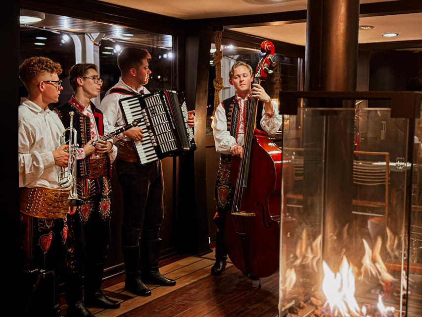 Krakow: Regional Polish Dinner with Vistula River Cruise - Key things to know before booking