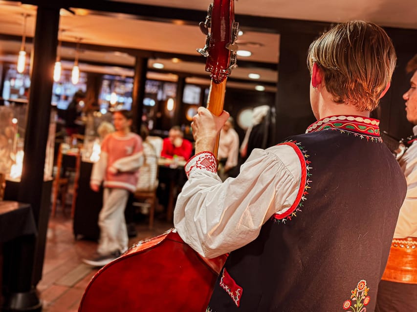 Krakow: Regional Polish Dinner with Vistula River Cruise - What weather and staffing can change