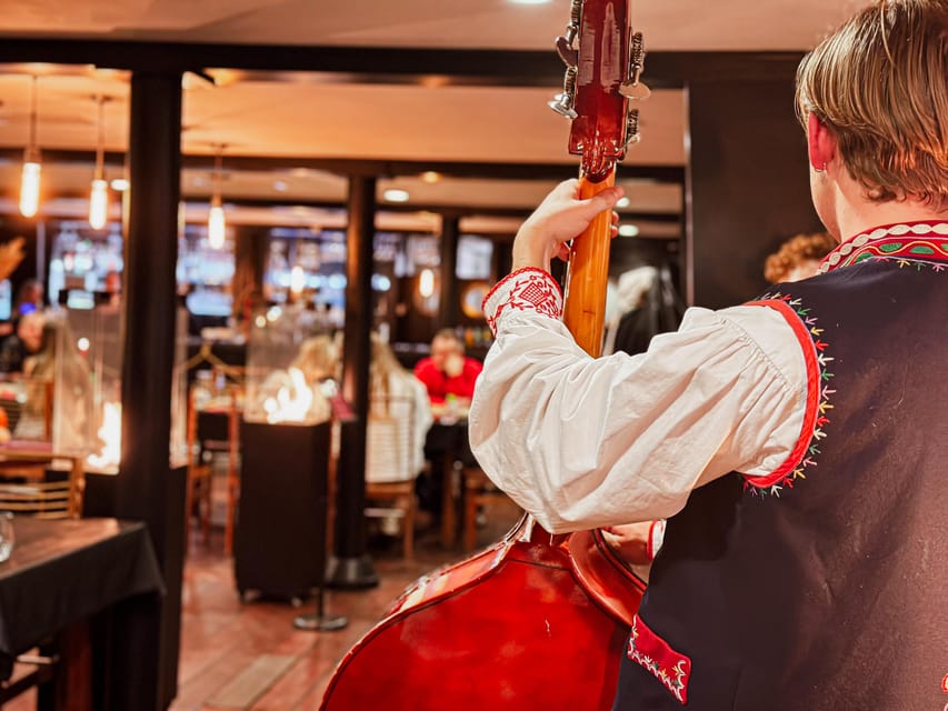 Krakow: Regional Polish Dinner with Vistula River Cruise - The practical value of two hours