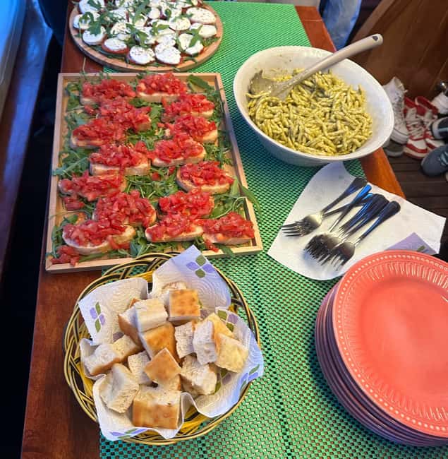 La Spezia. Sunset Aperitif and Dinner on the Boat - Why this sunset cruise works so well