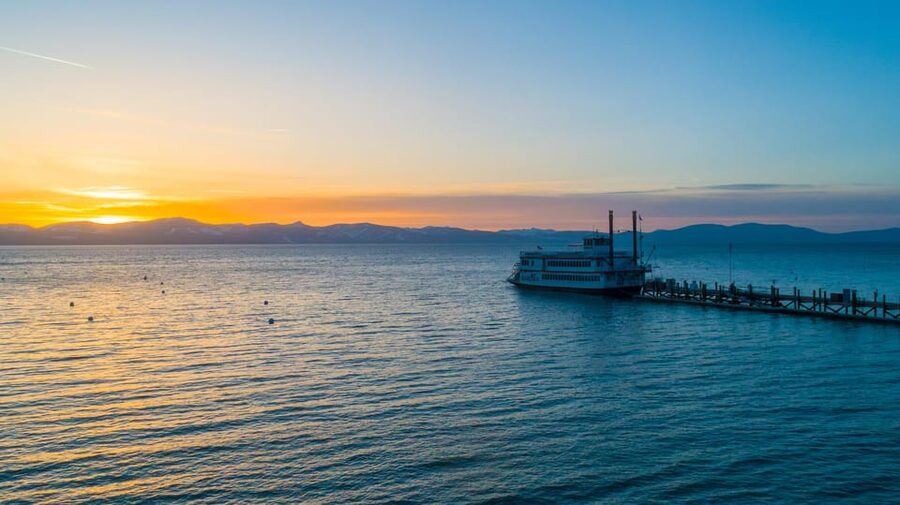 Lake Tahoe: Sunset Dinner Cruise - Accessibility and seating realities