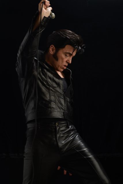London: Dinner Cruise with Elvis Tribute on the Thames River - Key points to know before booking
