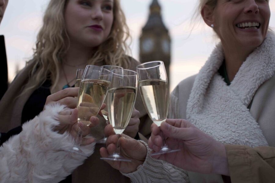 London: River Thames Dinner Cruise with Live Jazz - London landmarks from the Thames