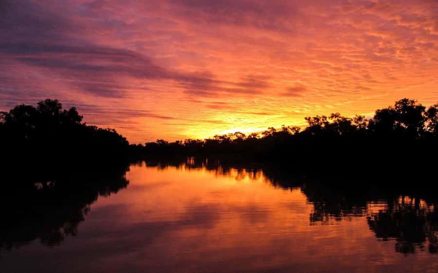 Longreach: Sunset Paddlewheeler Cruise, Show and Dinner - What the evening is really offering
