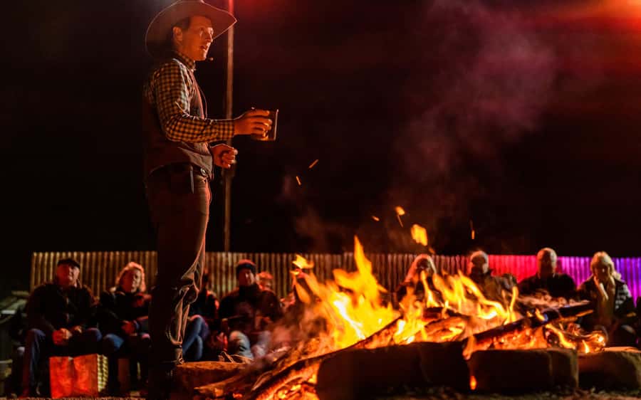 Longreach: Sunset Paddlewheeler Cruise, Show and Dinner - The 3:15pm option and extra sunset time