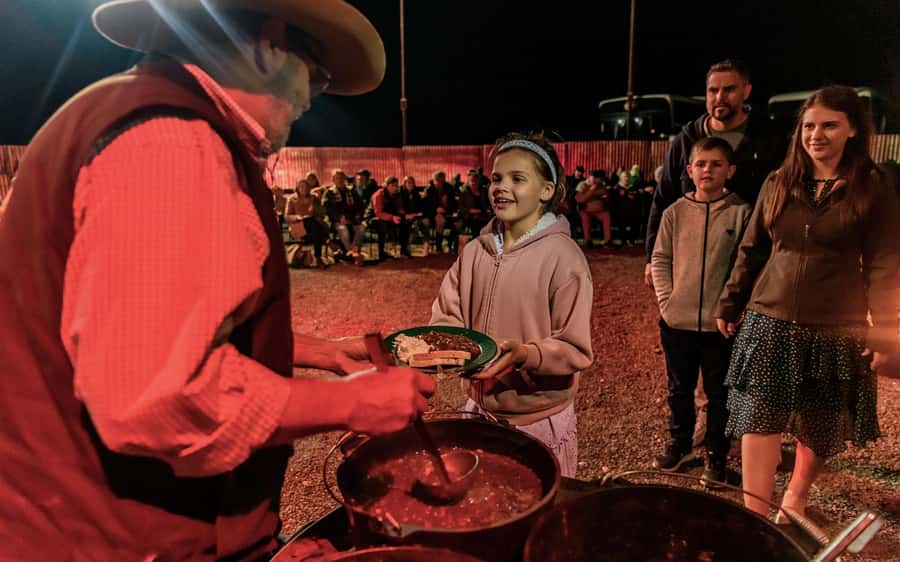Longreach: Sunset Paddlewheeler Cruise, Show and Dinner - A stockman’s dinner beside the campfire