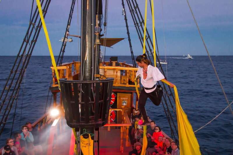Los Cabos: Pirate Ship Sunset Cruise & Show with Dinner - Practical tips for a smoother evening