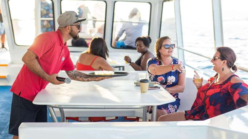Los Cabos: Sunset Dinner Cruise with Transportation - Hotel pickup from Cabo San Lucas or San José del Cabo