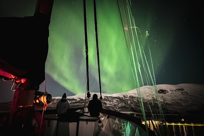 Luxury Northern Lights Yacht Cruise with Hot Tub from Tromsø - Hot tub time on the Norwegian Sea