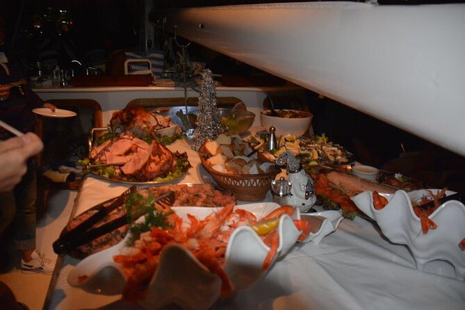 Luxury Sydney Harbor New Years Eve Fireworks Dinner Cruise 2026-7 - The 9:00 pm fireworks and the long wait for midnight