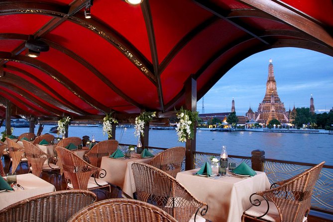 Manohra 5-Star Luxury Dinner Cruise with Pre-Canapés in Bangkok - Service makes the evening feel special