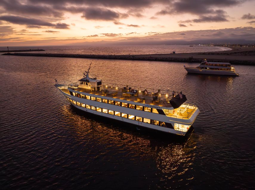 Marina Del Rey: Christmas Eve Buffet Brunch or Dinner Cruise - A Christmas Eve celebration built around the harbor