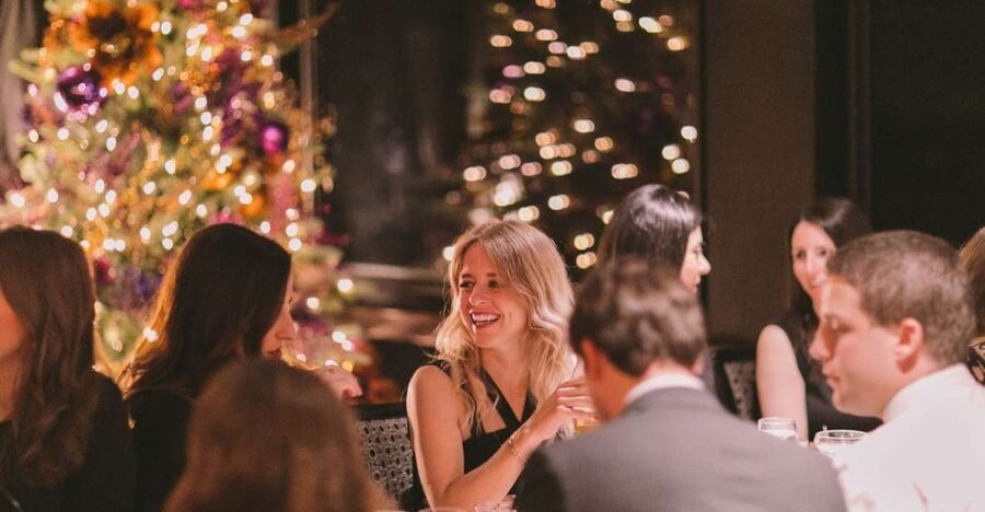 Marina Del Rey: Christmas Eve Buffet Brunch or Dinner Cruise - Choosing brunch or dinner on Christmas Eve