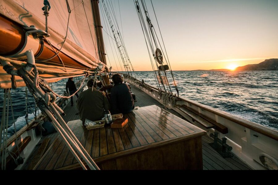 Marseille: Sunset Sailing Cruise with Dinner and Wine - The outward route through Marseille’s harbor