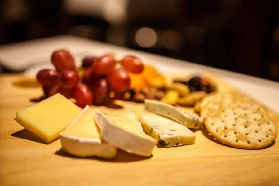 Melbourne: 4-Course Dinner Cruise with Drinks - What arrives on the dinner plate