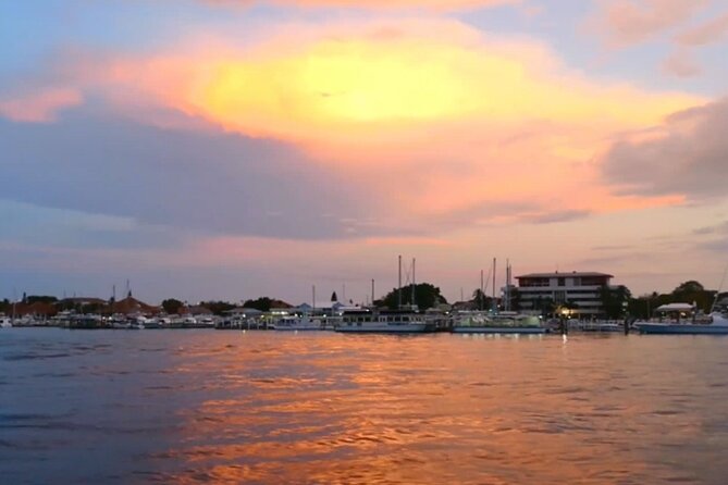 Nassau: Sunset Dinner Cruise - Music, Dancing, and the Sunset
