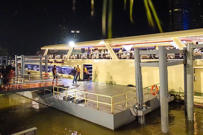 New Year Party : Chao Phraya Princess Dinner Cruise with Return Transfer - Wat Arun, the Royal Palace, and the nighttime river