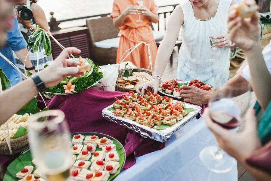 Nha Trang: Romantic Sunset Cocktails and Dinner Cruise - Who will enjoy this cruise most