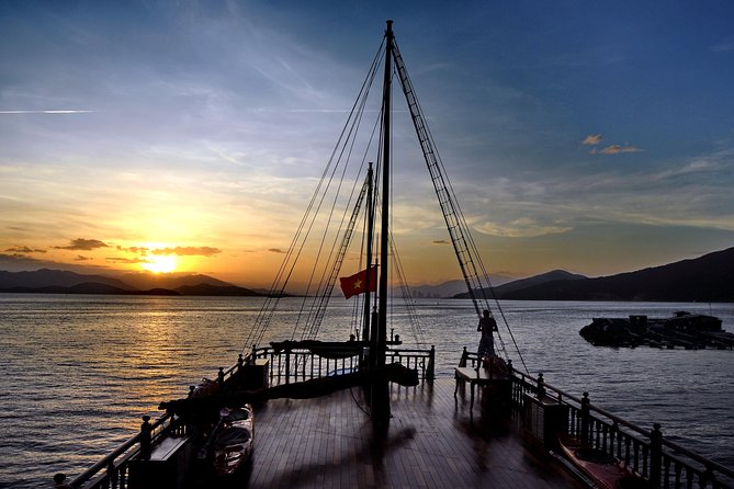 Nha Trang Sunset Cocktails and Dinner Cruise - Sunset drinks and live music on deck