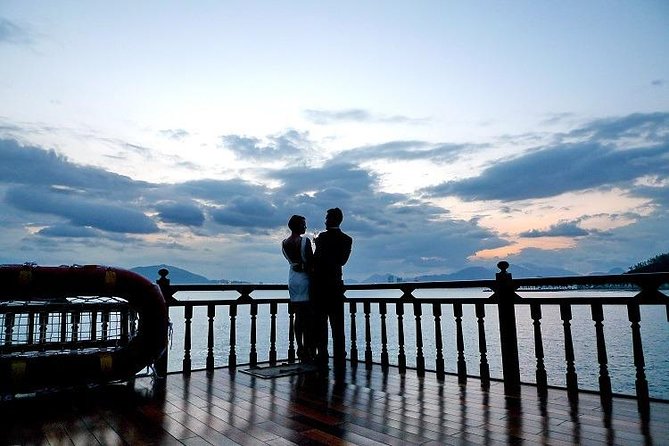 Nha Trang Sunset Cocktails and Dinner Cruise - The five-course dinner and your main-course choice