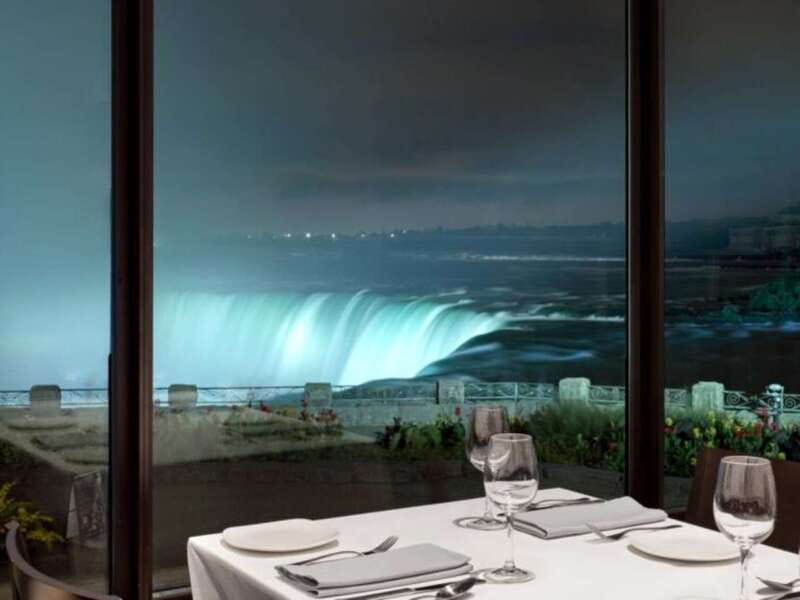 Night on Niagara Walking Tour with Fireworks Cruise + Dinner - Practical ways to make the evening better