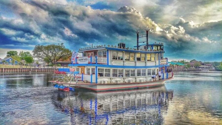 North Myrtle Beach: Dinner Cruise on a Paddle Wheel Boat - Practical Tips for a Better Evening