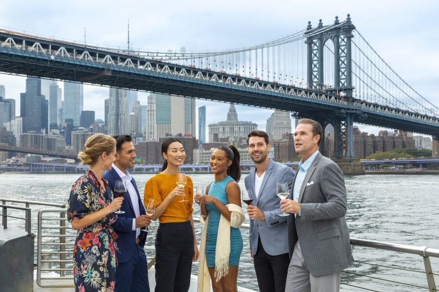 NYC: Christmas Day Buffet Brunch or Dinner Harbor Cruise - The Hudson River route and city views