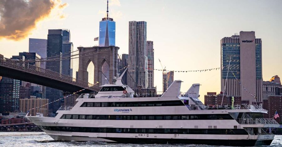 NYC: Christmas Eve Buffet Lunch or Dinner Harbor Cruise - Bridges, Governors Island, and the East River