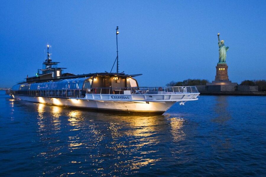 NYC: Christmas Eve Gourmet Brunch or Dinner Harbor Cruise - Pier 61 at Chelsea Piers: allow time for the start