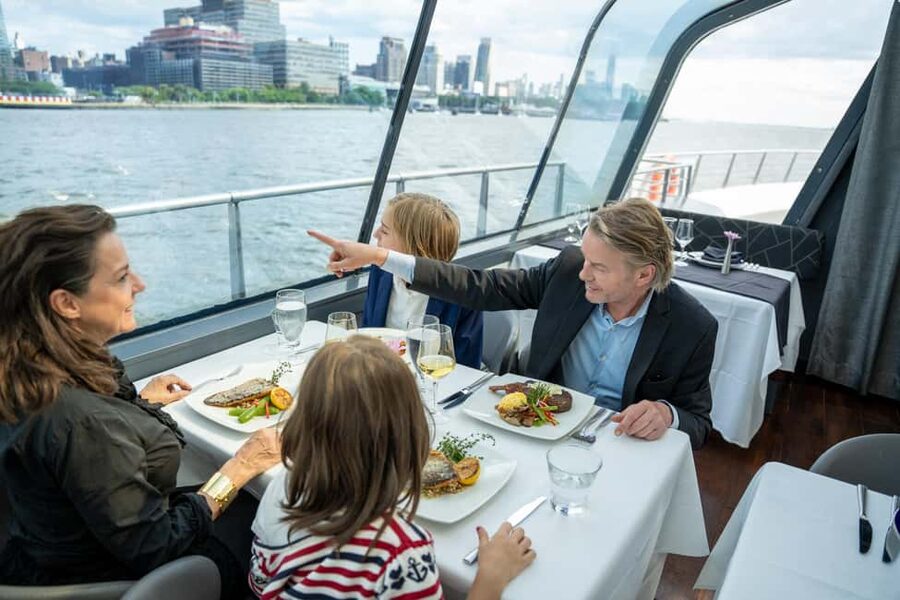 NYC: City Cruises Luxury Brunch, Lunch or Dinner Cruise - Following the route from Chelsea Piers to the harbor