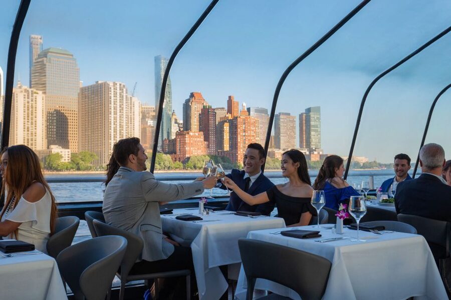 NYC: Thanksgiving Gourmet Lunch or Dinner Harbor Cruise - Lunch or dinner: choose carefully