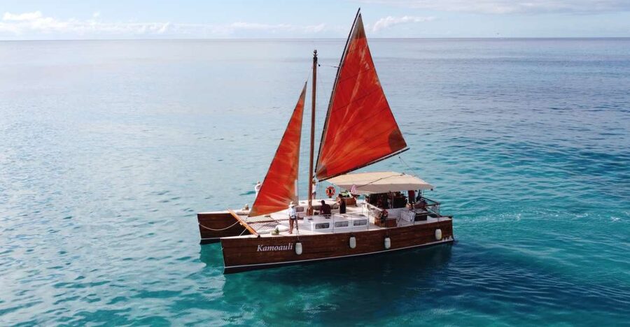 Oahu: Traditional Canoe Sunset Cruise with Dinner - Starting at Kewalo Harbor, Not the Street Entrance