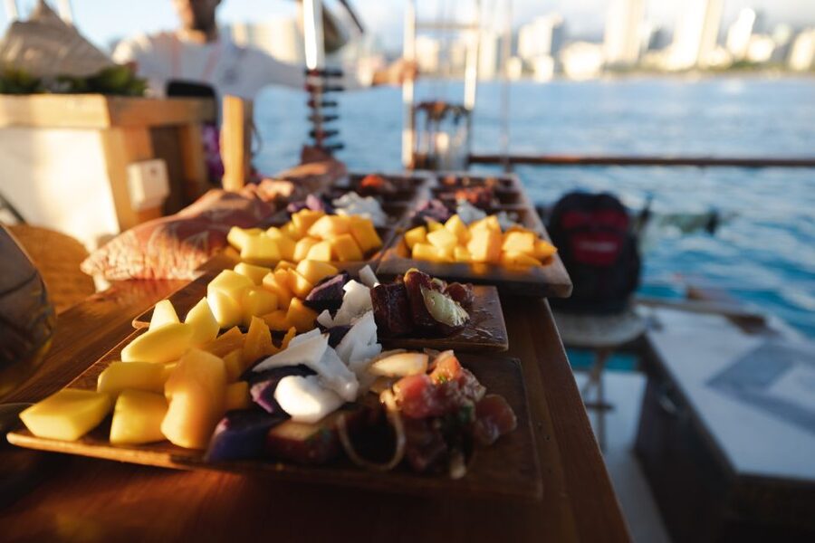 Oahu: Traditional Canoe Sunset Cruise with Dinner - Poi, Lei-Making, and Hula on the Water