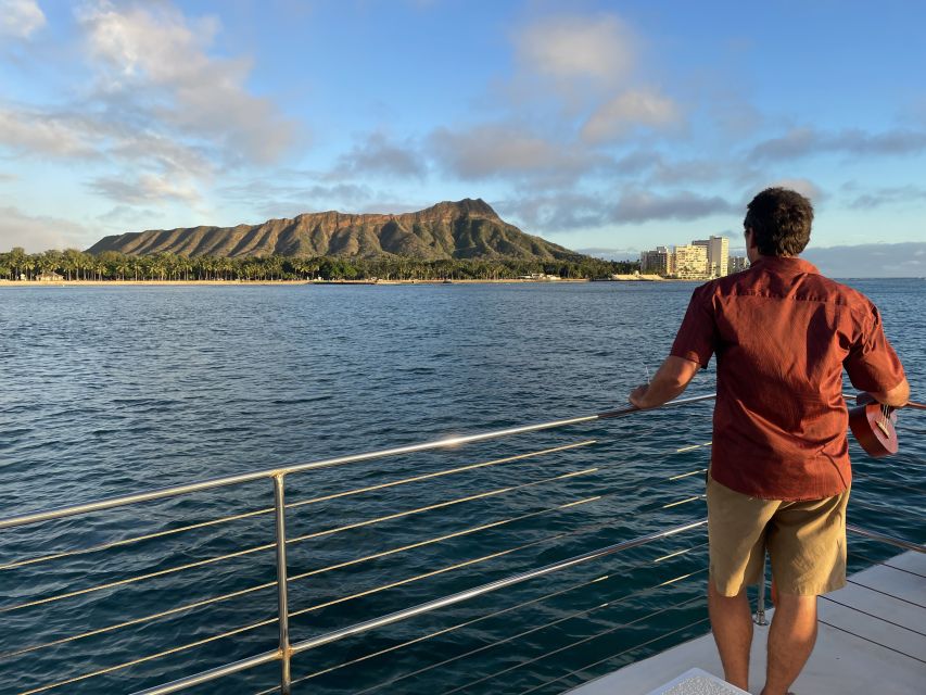 Oahu: Traditional Canoe Sunset Cruise with Dinner - Sailing From Kewalo Basin Toward Diamond Head