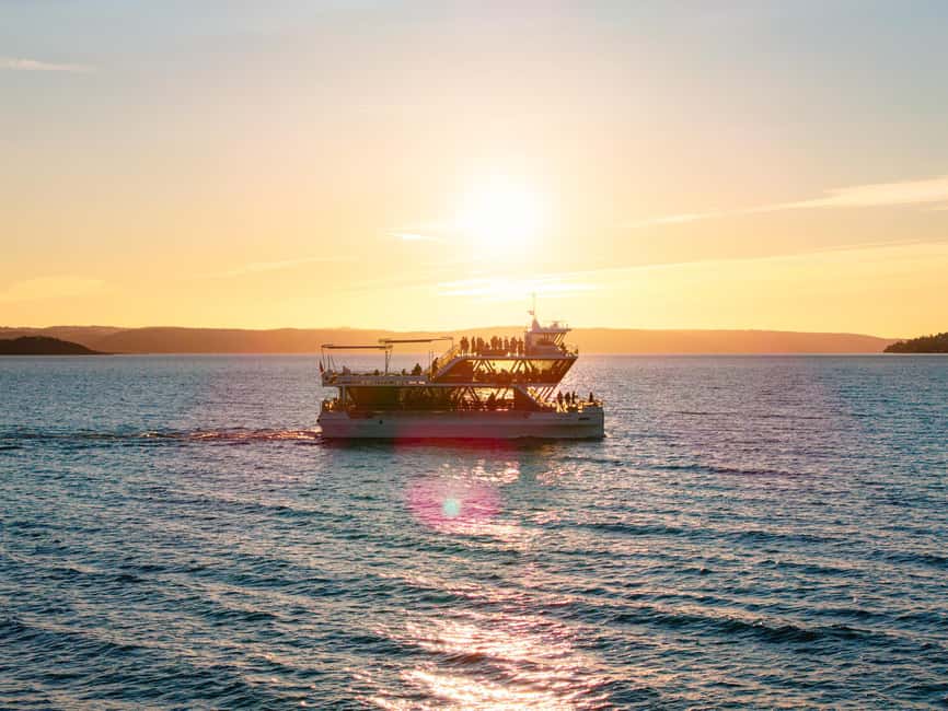Oslo: 3-Course Dinner & Live Music Cruise on the Oslofjord - Boarding at Rådhusbrygge 2