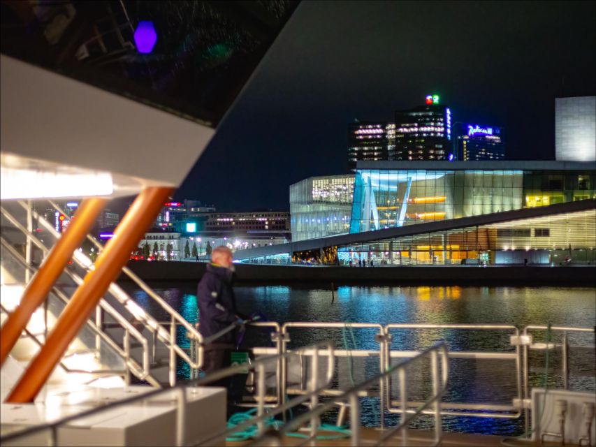Oslo: 3-Course Dinner & Live Music Cruise on the Oslofjord - Live music and the onboard mood
