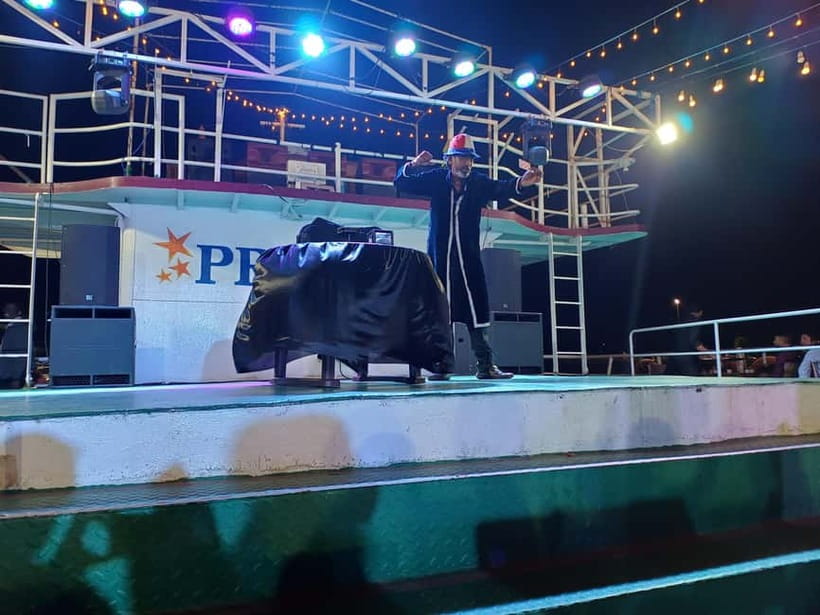 Panaji: Dinner Cruise with Drinks and Live Entertainment - Goan and Portuguese dance before the party begins