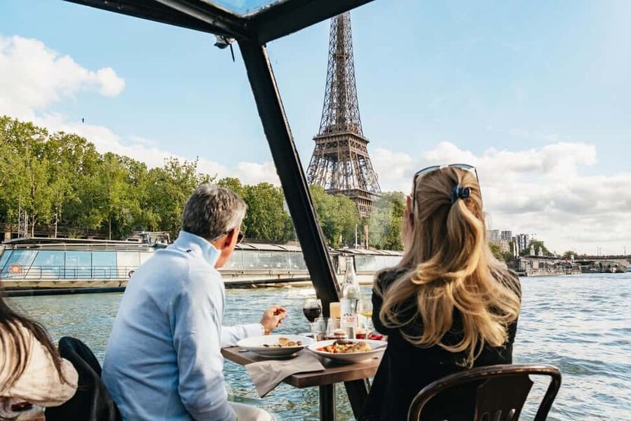 Paris : 3-Course Gourmet Dinner Cruise on Seine River - Key Points Before You Book