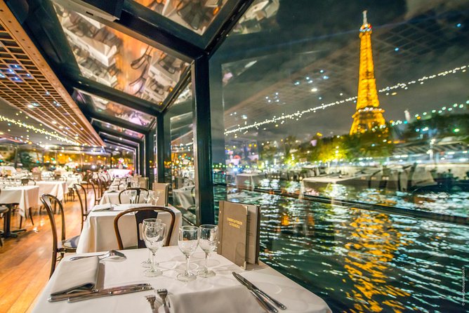Paris 3-Courses Gourmet Dinner Seine River Cruise with Champagne - A dinner cruise with Paris as the dining room