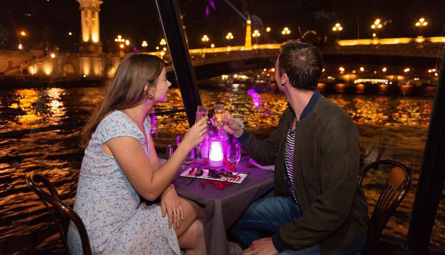 Paris: Dinner Cruise on the Seine and Eiffel Tower 2nd floor - Moving from the cruise to the Eiffel Tower